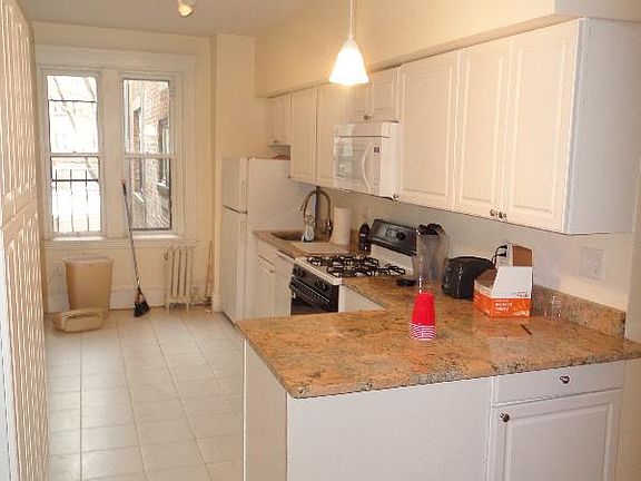 2nd image of 1867 Commonwealth Ave #5
