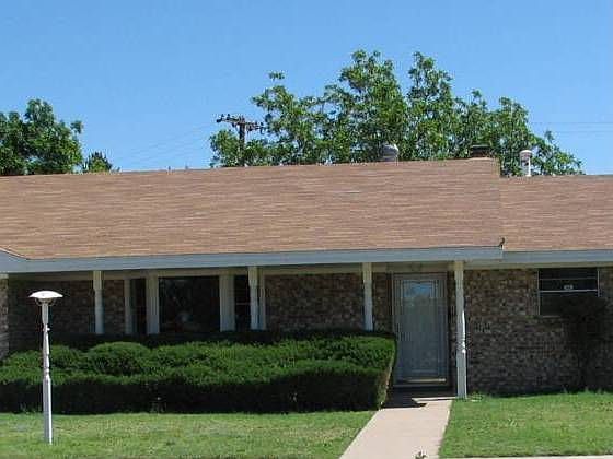 1st image of 913 Pearson Dr