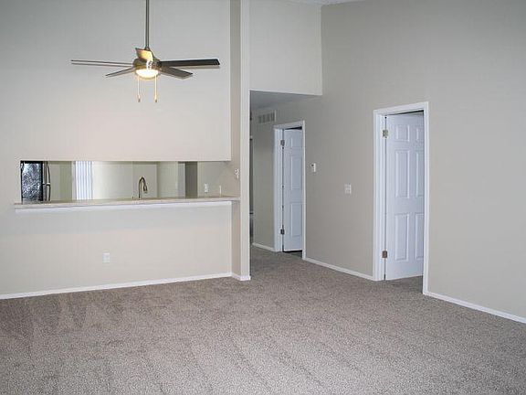 4th image of 2615 Greenstone Blvd #315