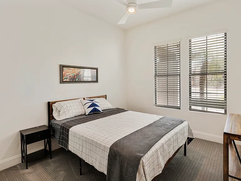 442 W Carob Dr — Photo 35
