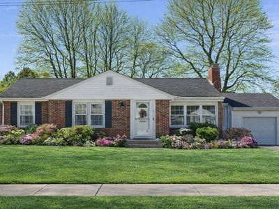 8 Westmont Rd, Shrewsbury, MA, 01545