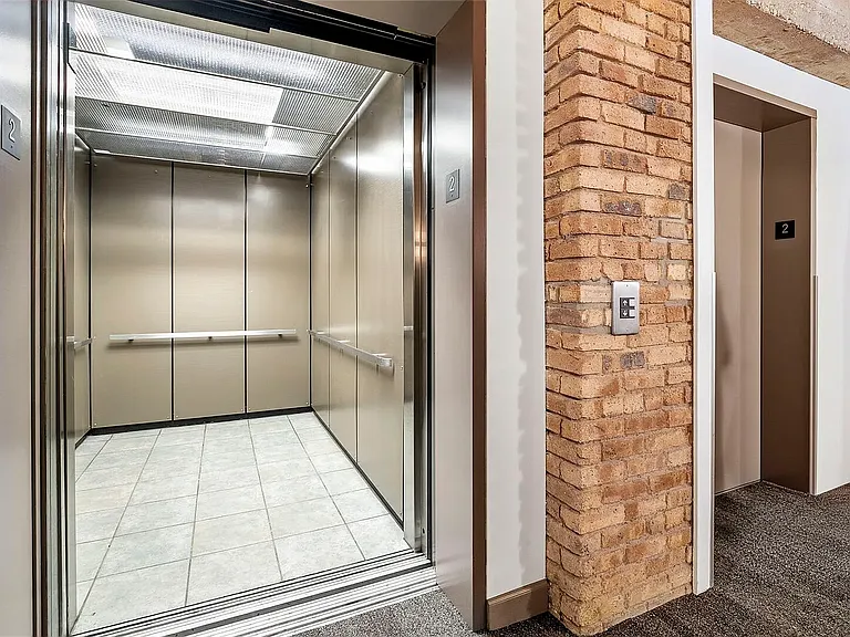 1330 W Monroe St #216 — Photo 26