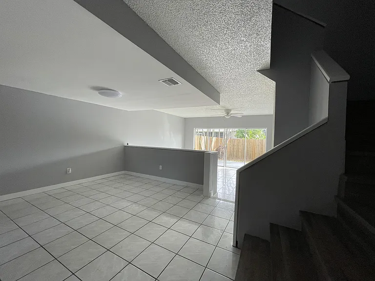 20511 NW 15th Ave #4 — Photo 9