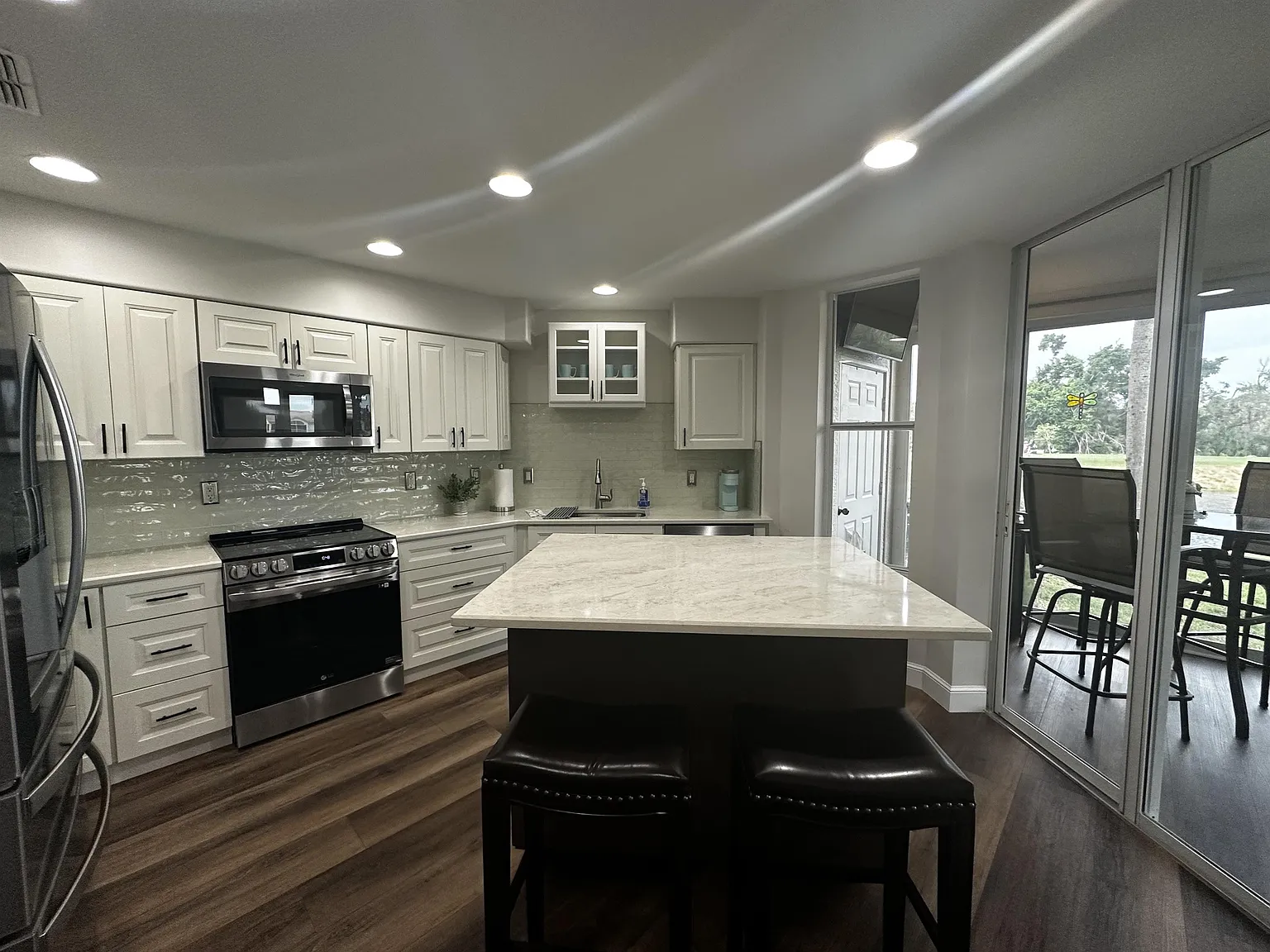 16420 Millstone - 106 — Photo 3