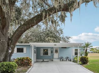 25726 Oak Aly, Leesburg, FL 34748