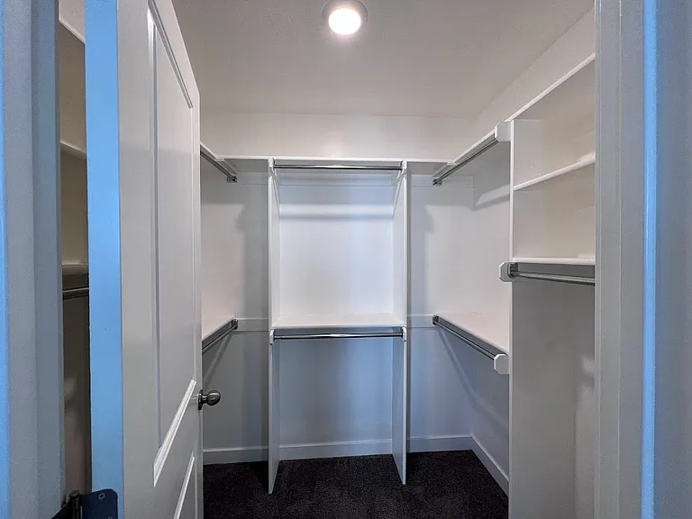 137 E Brushy Canyon St #1 — Photo 3