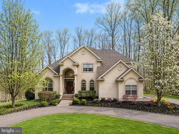 438 Dreshertown Rd, Fort Washington, PA 19034
