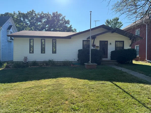 1030 Lincoln Hwy, Rochelle, IL 61068