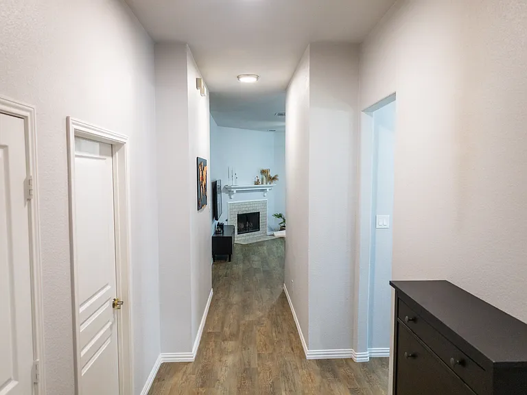 4808 Carrotwood Dr — Photo 7
