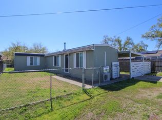 1741 1st St, Anderson, CA 96007