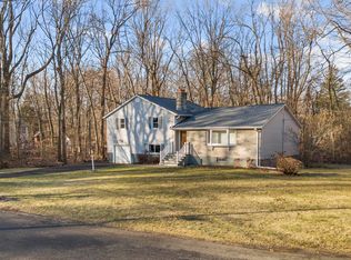 542 Kanuga Trl, Orange, CT 06477