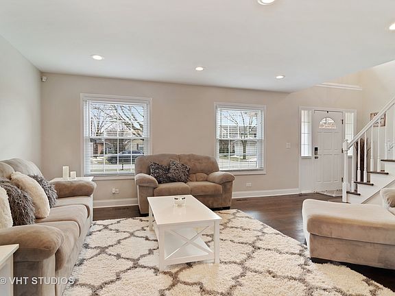 4th image of 1112 Vargo Ln