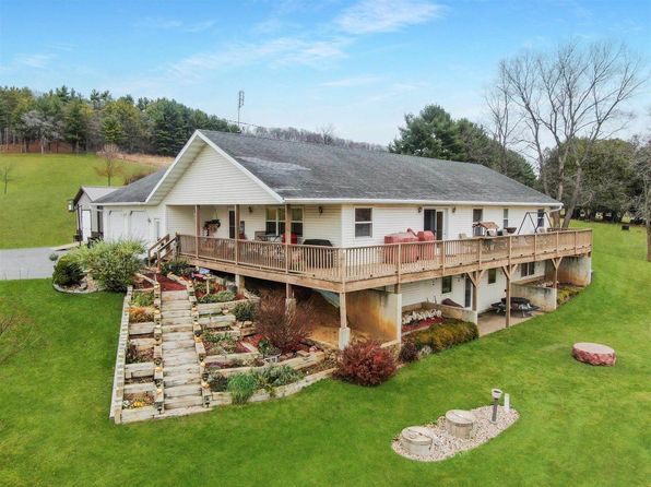 21510 County Highway D