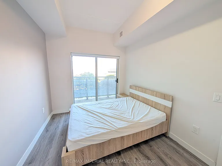 251 Hemlock St #526 — Photo 17