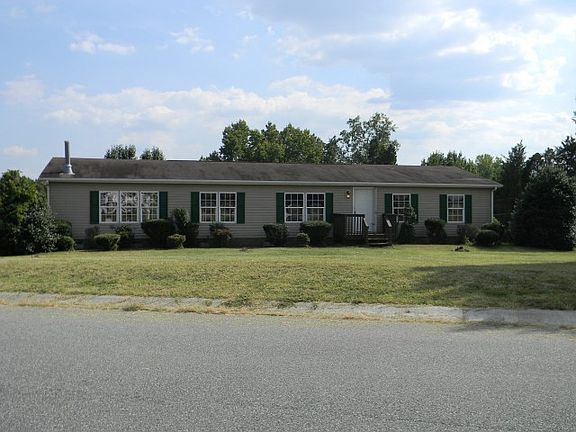 3rd image of 327 Hallie Long Ln