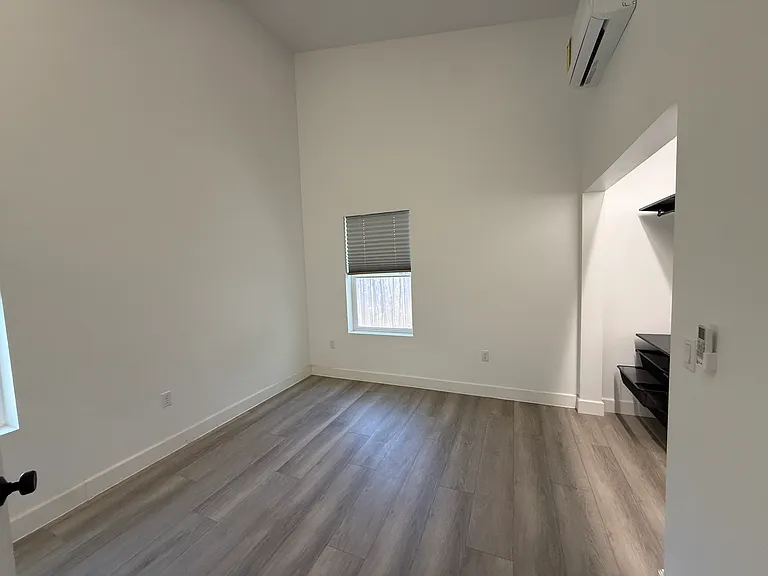 5827 Amaya Dr — Photo 12