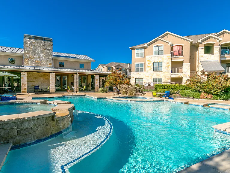 Dry Creek Ranch Apartments — Photo 36
