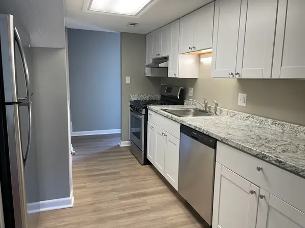 (undisclosed Address), Lexington, KY 40509