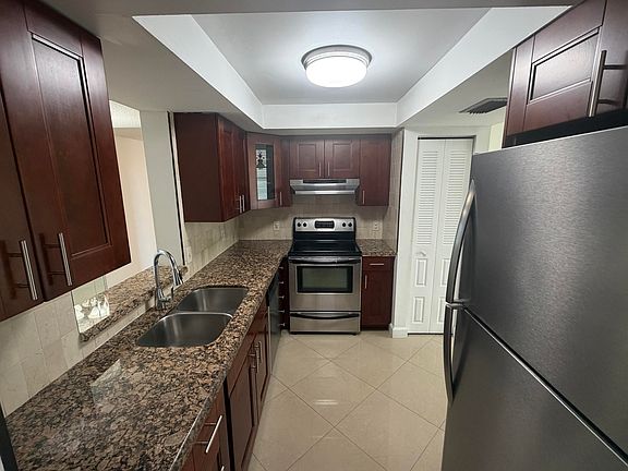 4th image of 7380 NW 18th St APT 204