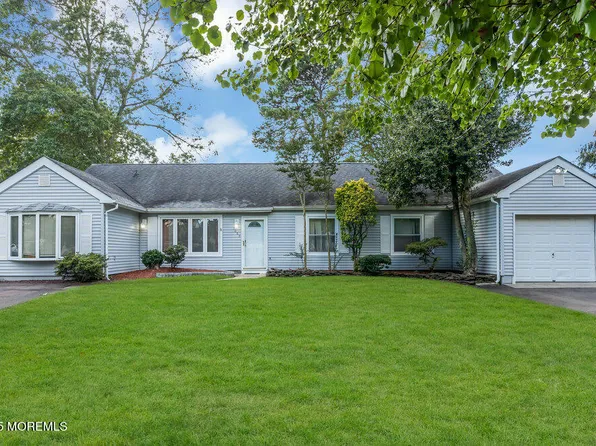 1083 Crystal Drive, Toms River, NJ 08753