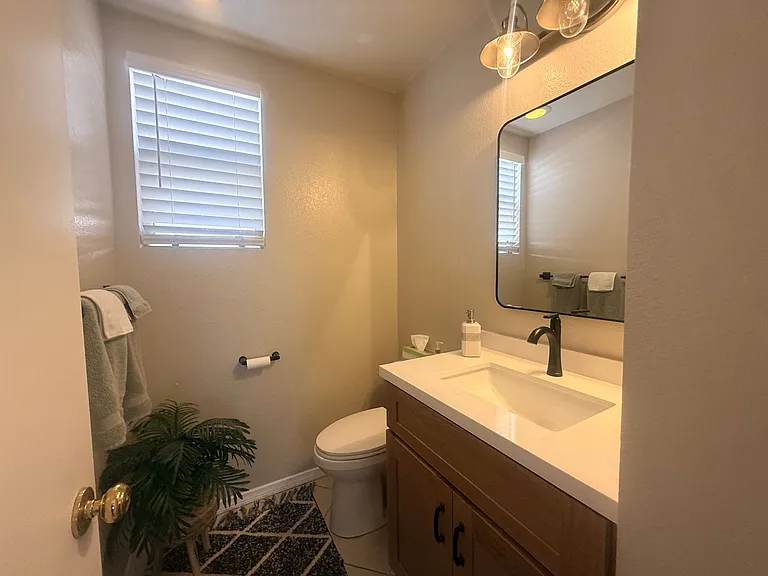 39540 June Rd — Photo 17