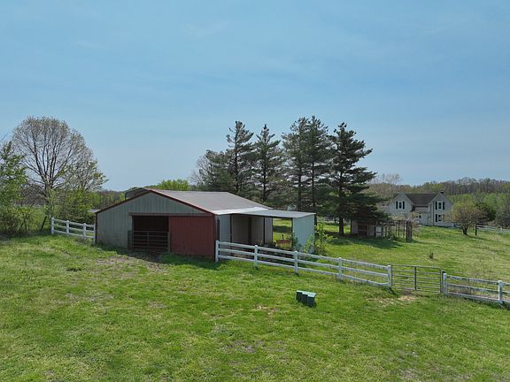 5th image of 365 Martin Rd