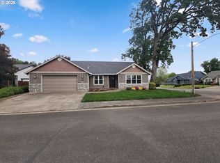 1310 Willow St, Junction City, OR 97448