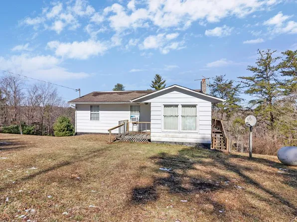 3567 Mount Helen Rd, Allardt, TN 38504