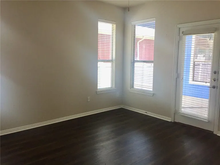 1016 Grey Fox Dr — Photo 6