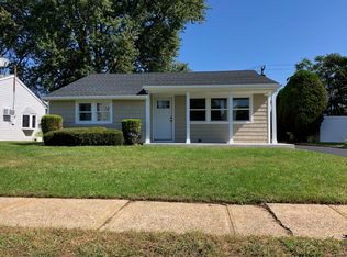 4253 Clarissa Rd, Bethpage, NY 11714