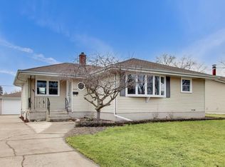 2022 38th St, Highland, IN 46322