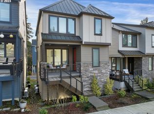 9040 SW Salmon St, Portland, OR 97225