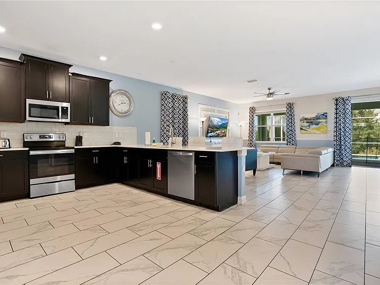 1613 Maidstone Ct — Photo 8