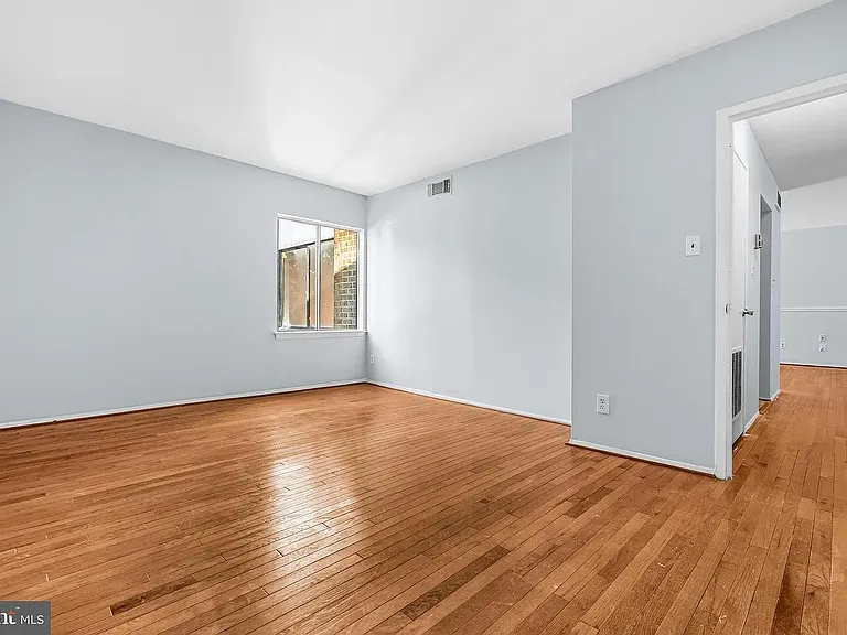 11206 Cherry Hill Rd #204 — Photo 15