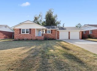 2716 Northampton Pl, The Village, OK 73120