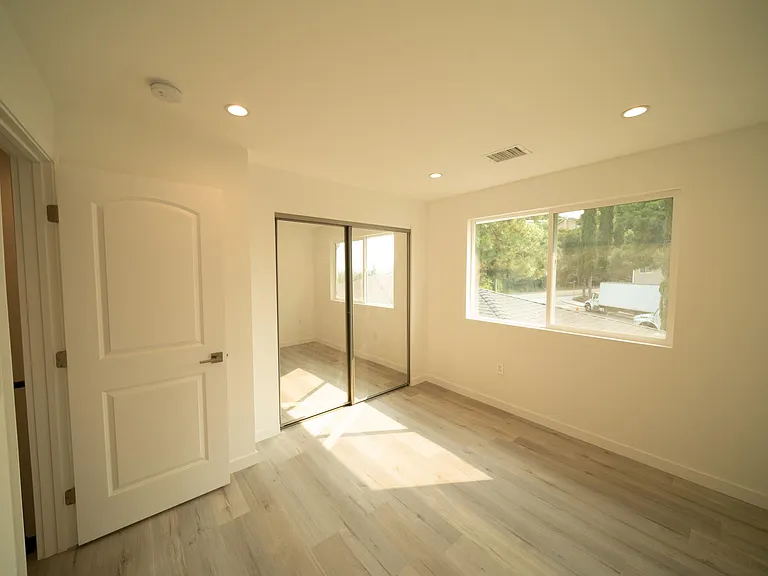 21863 Woodland Crest Dr — Photo 14