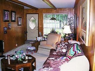 2nd image of 405 E Magnolia Dr