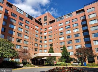 1111 N Arlington Blvd #623, Arlington, VA 22209