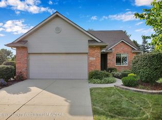 14050 Cherish Ln #6, Lansing, MI 48906