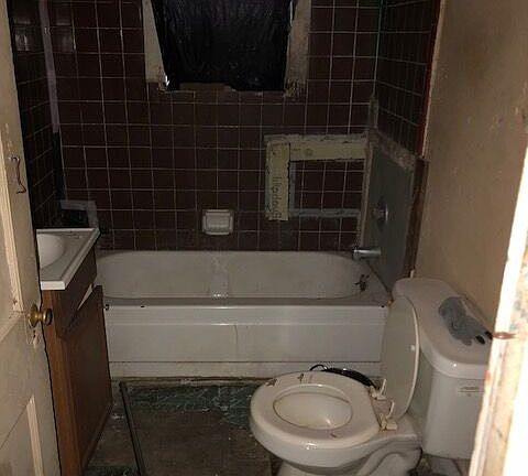 5th image of 734 Lombrano St