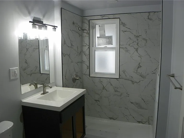 45-47 Werner Park #45 — Photo 12