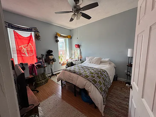 94 Hammond St #2 Photo 1