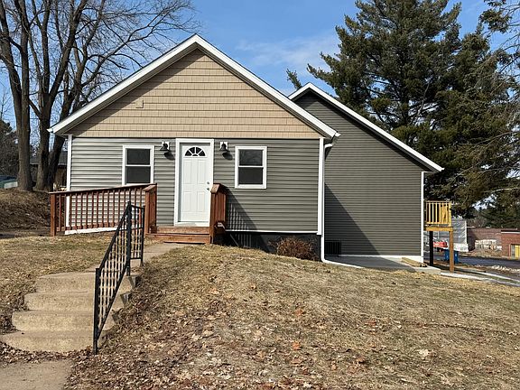 2nd image of 101 7th Ave