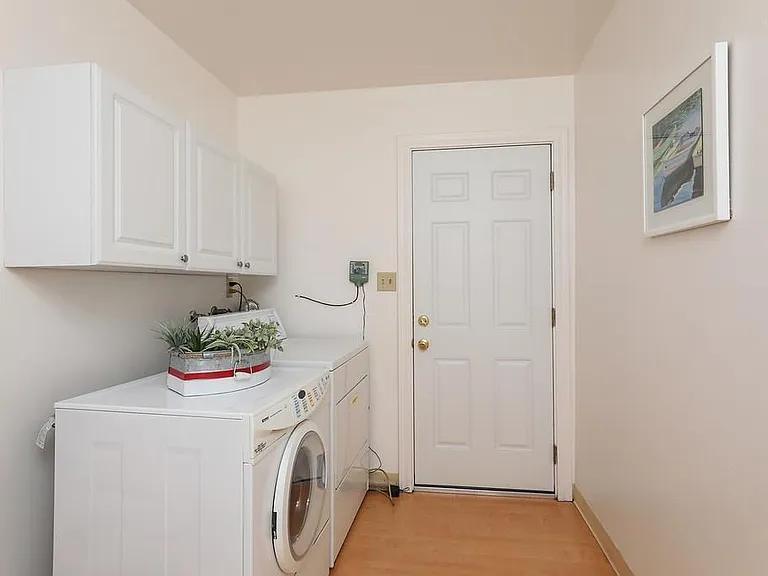 1546 Jacob Ave #1 — Photo 12