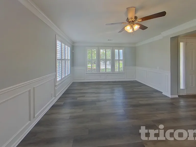 7457 Mistydawn Dr — Photo 16