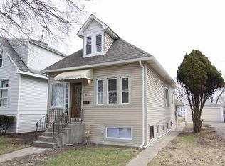 3123 N Osceola Ave, Chicago, IL
