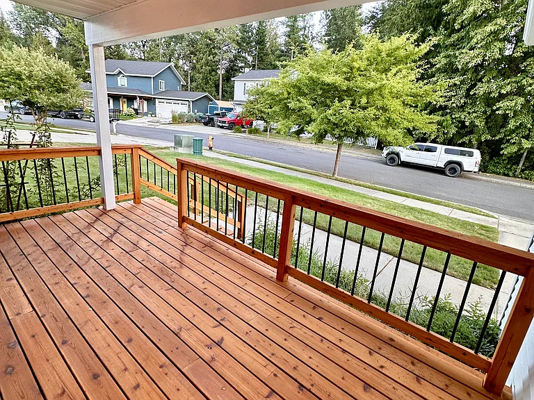 414 Louis Ln — Photo 24