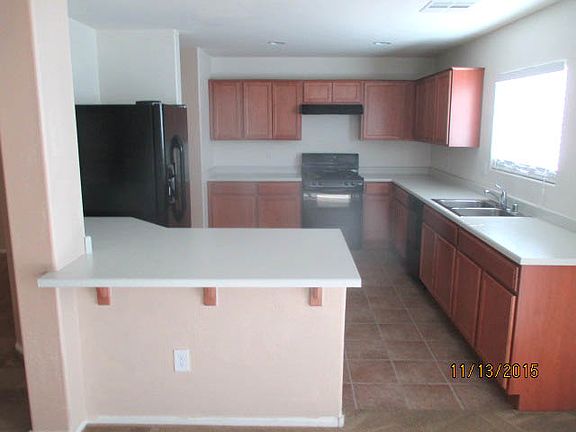 4th image of 7117 Town Forest Ave