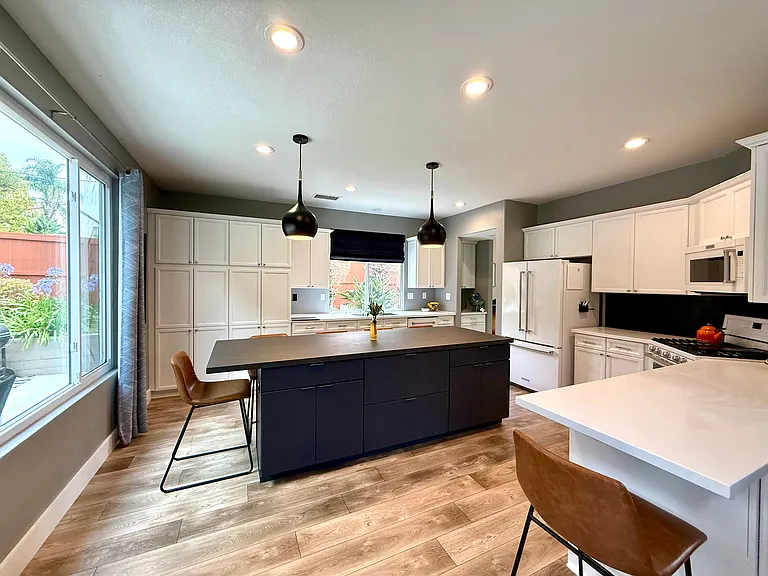 1438 Turquoise Dr — Photo 9