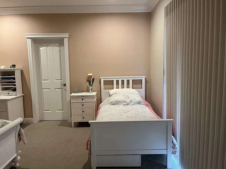 Primary suite